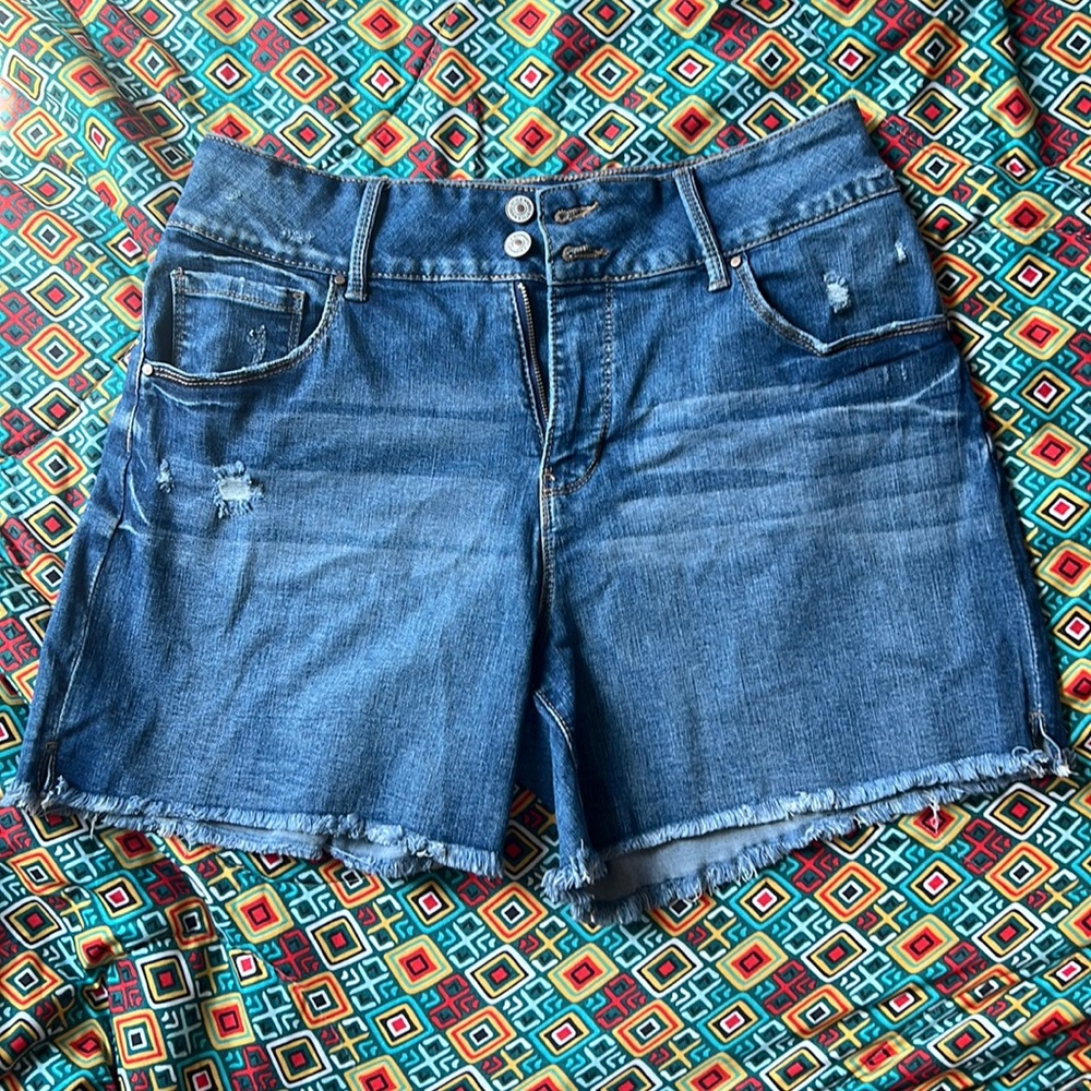 Sound/Style New York Los Angeles shorts